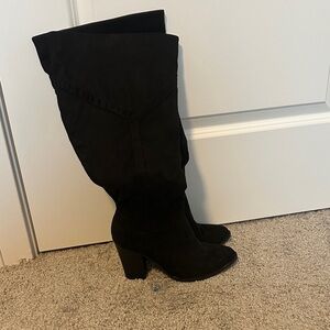 Elegant Black Women's Boots